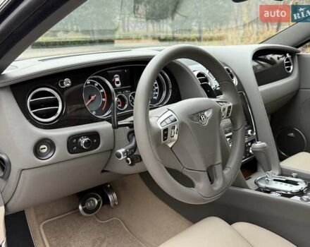 Серый Бентли Континенталь ГТ, объемом двигателя 6 л и пробегом 34 тыс. км за 52950 $, фото 71 на Automoto.ua