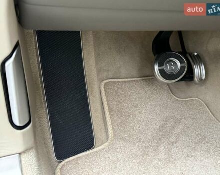 Серый Бентли Континенталь ГТ, объемом двигателя 6 л и пробегом 34 тыс. км за 52950 $, фото 66 на Automoto.ua