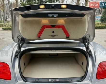 Серый Бентли Континенталь ГТ, объемом двигателя 6 л и пробегом 34 тыс. км за 52950 $, фото 76 на Automoto.ua