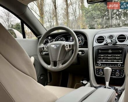 Серый Бентли Континенталь ГТ, объемом двигателя 6 л и пробегом 34 тыс. км за 52950 $, фото 88 на Automoto.ua