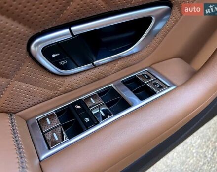 Сірий Бентлі Continental GT, об'ємом двигуна 3.99 л та пробігом 50 тис. км за 82000 $, фото 33 на Automoto.ua