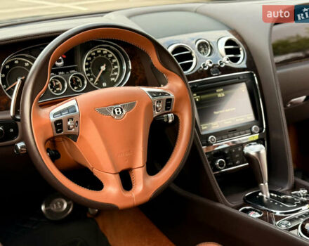 Сірий Бентлі Continental GT, об'ємом двигуна 4 л та пробігом 50 тис. км за 117000 $, фото 25 на Automoto.ua