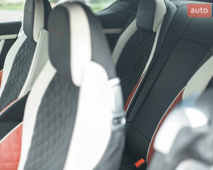 Серый Бентли Континенталь ГТ, объемом двигателя 6 л и пробегом 6 тыс. км за 291696 $, фото 25 на Automoto.ua