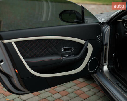 Серый Бентли Континенталь ГТ, объемом двигателя 6 л и пробегом 6 тыс. км за 291696 $, фото 17 на Automoto.ua