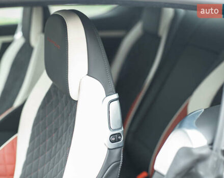 Серый Бентли Континенталь ГТ, объемом двигателя 6 л и пробегом 6 тыс. км за 291696 $, фото 24 на Automoto.ua