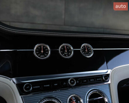 Серый Бентли Континенталь ГТ, объемом двигателя 6 л и пробегом 21 тыс. км за 204000 $, фото 25 на Automoto.ua