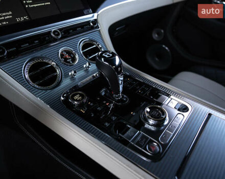 Серый Бентли Континенталь ГТ, объемом двигателя 6 л и пробегом 21 тыс. км за 204000 $, фото 24 на Automoto.ua