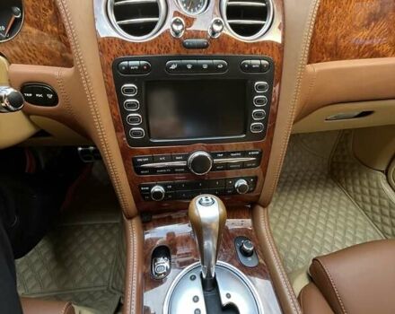 Чорний Бентлі Continental, об'ємом двигуна 6 л та пробігом 82 тис. км за 35500 $, фото 44 на Automoto.ua
