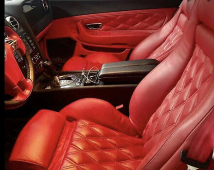 Червоний Бентлі Continental, об'ємом двигуна 6 л та пробігом 77 тис. км за 37999 $, фото 24 на Automoto.ua