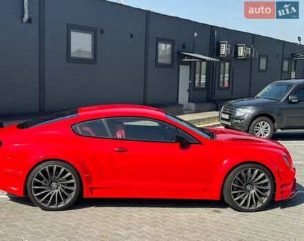 Червоний Бентлі Continental, об'ємом двигуна 6 л та пробігом 77 тис. км за 37999 $, фото 2 на Automoto.ua