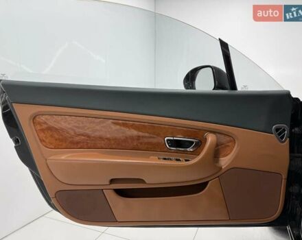Зелений Бентлі Continental, об'ємом двигуна 6 л та пробігом 87 тис. км за 37500 $, фото 32 на Automoto.ua