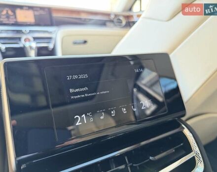 Чорний Бентлі Флаінг Спур, об'ємом двигуна 5.95 л та пробігом 36 тис. км за 219900 $, фото 28 на Automoto.ua