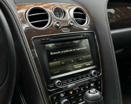 Серый Бентли Флаинг Спур, объемом двигателя 3.99 л и пробегом 71 тыс. км за 95000 $, фото 20 на Automoto.ua