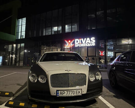 Серый Бентли Флаинг Спур, объемом двигателя 3.99 л и пробегом 71 тыс. км за 95000 $, фото 24 на Automoto.ua