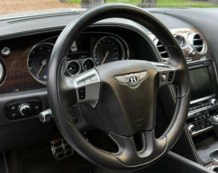 Серый Бентли Флаинг Спур, объемом двигателя 3.99 л и пробегом 71 тыс. км за 95000 $, фото 14 на Automoto.ua