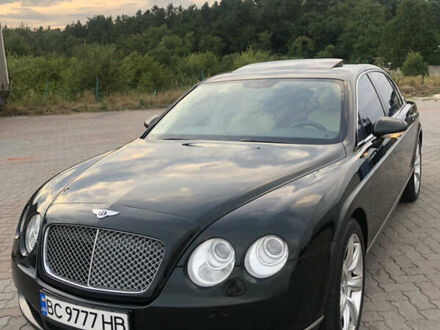 Бентлі Флаінг Спур 2007 у Львові на Automoto.ua Зелений Бентлі Флаінг Спур, об'ємом двигуна 6 л та пробігом 141 тис. км за 17900 $, фото 1 на Automoto.ua