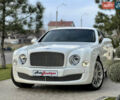 Белый Бентли Мульсан, объемом двигателя 6.8 л и пробегом 5 тыс. км за 250000 $, фото 1 на Automoto.ua