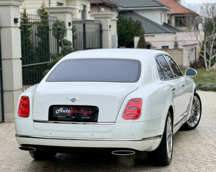 Білий Бентлі Mulsanne, об'ємом двигуна 6.8 л та пробігом 4 тис. км за 195000 $, фото 13 на Automoto.ua