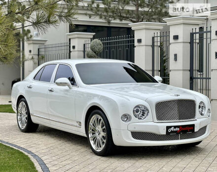 Білий Бентлі Mulsanne, об'ємом двигуна 6.8 л та пробігом 4 тис. км за 195000 $, фото 20 на Automoto.ua