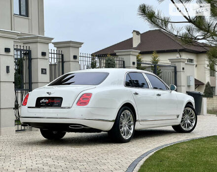 Білий Бентлі Mulsanne, об'ємом двигуна 6.8 л та пробігом 4 тис. км за 195000 $, фото 17 на Automoto.ua