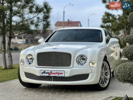 Білий Бентлі Mulsanne, об'ємом двигуна 6.8 л та пробігом 5 тис. км за 250000 $, фото 1 на Automoto.ua