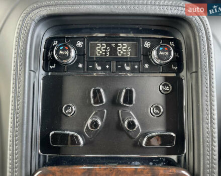 Чорний Бентлі Mulsanne, об'ємом двигуна 6.75 л та пробігом 61 тис. км за 120000 $, фото 17 на Automoto.ua