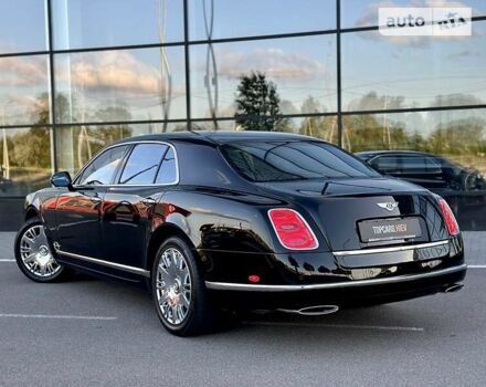 Чорний Бентлі Mulsanne, об'ємом двигуна 6.75 л та пробігом 61 тис. км за 128500 $, фото 15 на Automoto.ua