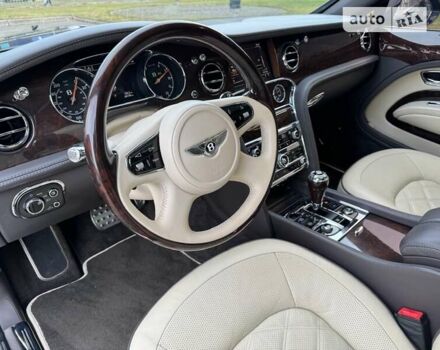 Чорний Бентлі Mulsanne, об'ємом двигуна 6.75 л та пробігом 60 тис. км за 120000 $, фото 27 на Automoto.ua