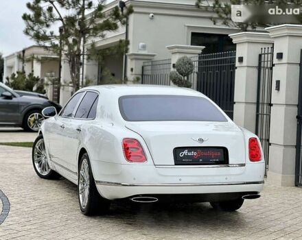 Бентлі Mulsanne, об'ємом двигуна 6.8 л та пробігом 4 тис. км за 195000 $, фото 10 на Automoto.ua