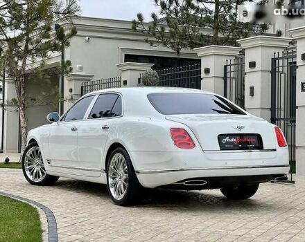 Бентлі Mulsanne, об'ємом двигуна 6.8 л та пробігом 4 тис. км за 195000 $, фото 9 на Automoto.ua