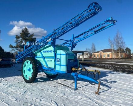 Berthoud Мажор 2002 в Луцке на Automoto.ua Синий Berthoud Мажор, объемом двигателя 0 л и пробегом 0 тыс. км за 21550 $, фото 16 на Automoto.ua