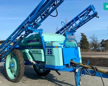 Berthoud Racer 1993 в Ратно на Automoto.ua Berthoud Racer, объемом двигателя 0 л и пробегом 0 тыс. км за 13500 $, фото 4 на Automoto.ua