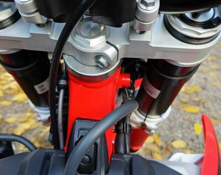 Червоний Бета RR, об'ємом двигуна 0.35 л та пробігом 139 тис. км за 6900 $, фото 5 на Automoto.ua