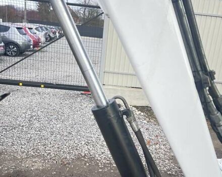 Бобкэт 325, объемом двигателя 0 л и пробегом 6 тыс. км за 18700 $, фото 12 на Automoto.ua