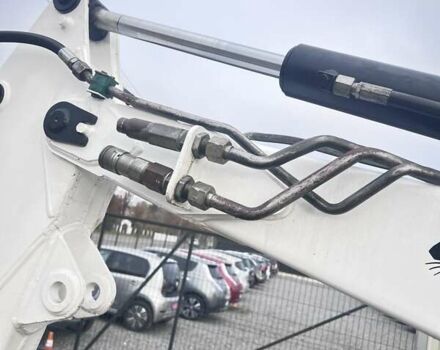 Бобкэт 325, объемом двигателя 0 л и пробегом 6 тыс. км за 18700 $, фото 13 на Automoto.ua