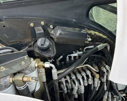 Белый Бобкэт 328, объемом двигателя 0 л и пробегом 0 тыс. км за 26766 $, фото 9 на Automoto.ua