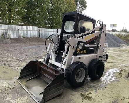 Бобкэт С185 1990 в Львове на Automoto.ua Белый Бобкэт С185, объемом двигателя 2 л и пробегом 100 тыс. км за 7500 $, фото 3 на Automoto.ua