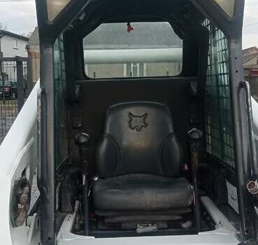 Білий Бобкет С300, об'ємом двигуна 3.3 л та пробігом 5 тис. км за 25900 $, фото 8 на Automoto.ua