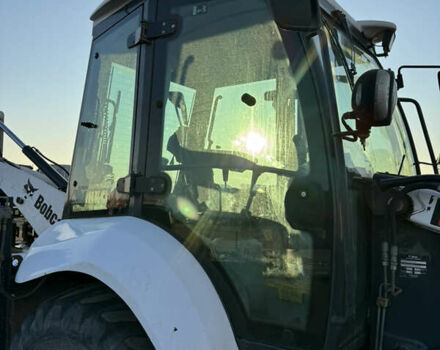 Белый Бобкэт B, объемом двигателя 0 л и пробегом 100 тыс. км за 53000 $, фото 14 на Automoto.ua