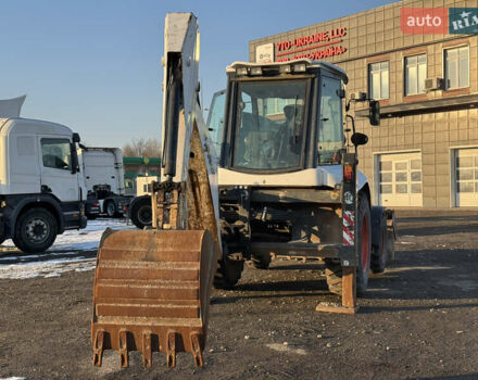 Белый Бобкэт B, объемом двигателя 0 л и пробегом 100 тыс. км за 53000 $, фото 5 на Automoto.ua