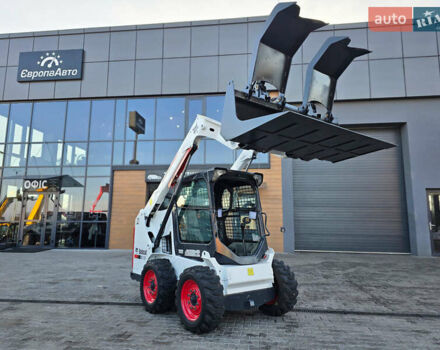 Белый Бобкэт S510, объемом двигателя 0 л и пробегом 1 тыс. км за 25900 $, фото 11 на Automoto.ua