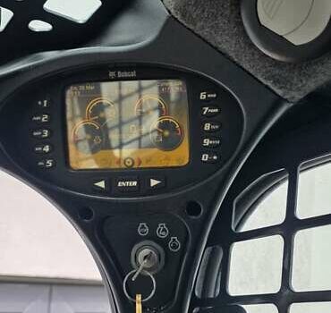 Бобкэт S750, объемом двигателя 3 л и пробегом 7 тыс. км за 32000 $, фото 1 на Automoto.ua