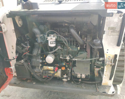 Бобкэт T740 2015 в Луцке на Automoto.ua Белый Бобкэт T740, объемом двигателя 3.8 л и пробегом 4 тыс. км за 61422 $, фото 12 на Automoto.ua