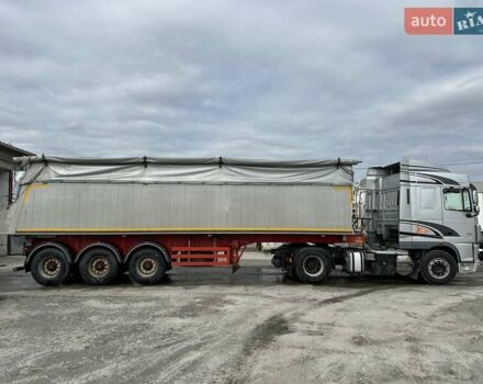 Червоний Бодекс KIS 3W-A, об'ємом двигуна 0 л та пробігом 300 тис. км за 17000 $, фото 4 на Automoto.ua