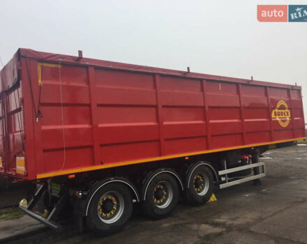 Черный Бодекс Kiss 33, объемом двигателя 0 л и пробегом 500 тыс. км за 16400 $, фото 1 на Automoto.ua