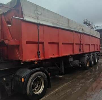 Красный Бодекс Kiss 33, объемом двигателя 0 л и пробегом 999 тыс. км за 11000 $, фото 2 на Automoto.ua