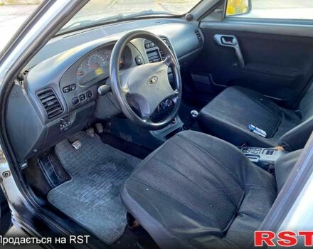Белый Богдан 2110, объемом двигателя 1.6 л и пробегом 230 тыс. км за 1650 $, фото 6 на Automoto.ua