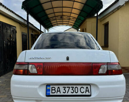 Богдан 2110 2014 в Врадиевке на Automoto.ua Белый Богдан 2110, объемом двигателя 1.6 л и пробегом 130 тыс. км за 2800 $, фото 8 на Automoto.ua