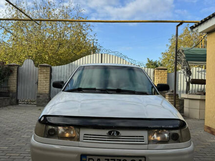 Богдан 2110 2014 в Врадиевке на Automoto.ua Белый Богдан 2110, объемом двигателя 1.6 л и пробегом 130 тыс. км за 2800 $, фото 1 на Automoto.ua