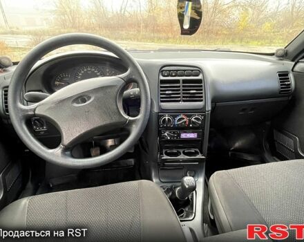 Богдан 2110, объемом двигателя 1.6 л и пробегом 250 тыс. км за 2699 $, фото 6 на Automoto.ua